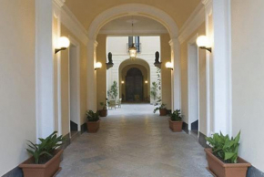 Отель Palazzo Serraino  Трапани